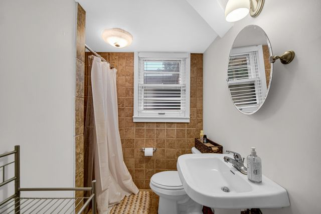 9628 Crestwood Avenue, Munster, IN 46321