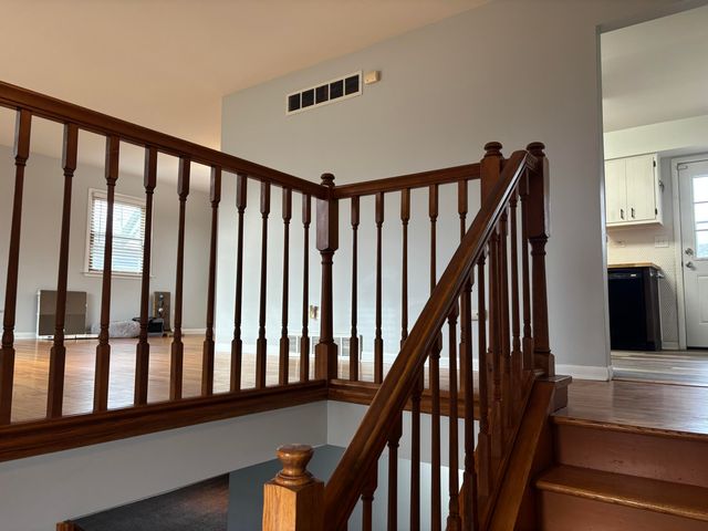 9628 Crestwood Avenue, Munster, IN 46321