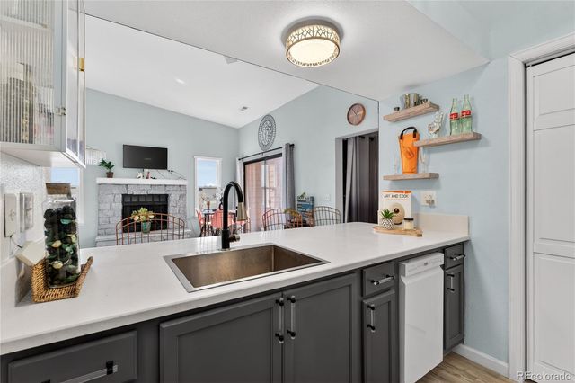 4292 S Salida Way 11, Aurora, CO 80013