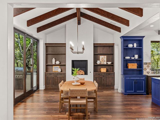 862 Grape Creek Road, Fredericksburg, TX 78624