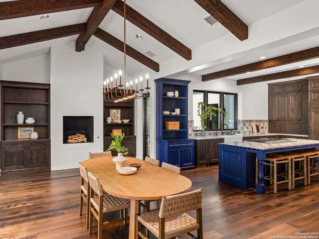 862 Grape Creek Road, Fredericksburg, TX 78624