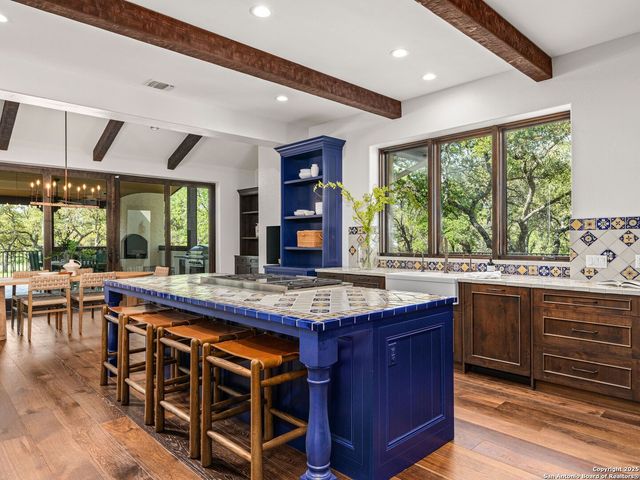 862 Grape Creek Road, Fredericksburg, TX 78624