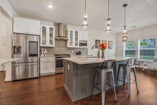 1909 Willowcrest Loop, Denton, TX 76205