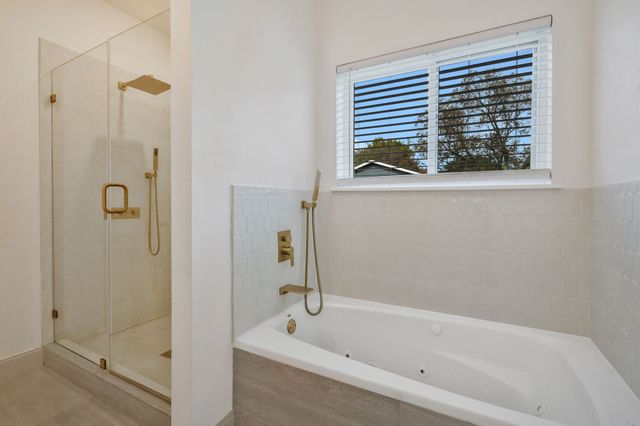 1909 Willowcrest Loop, Denton, TX 76205