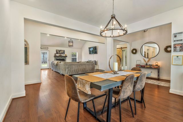 1909 Willowcrest Loop, Denton, TX 76205