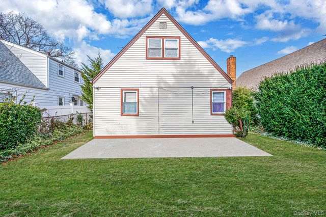 206 W Marshall Street, Hempstead, NY 11550