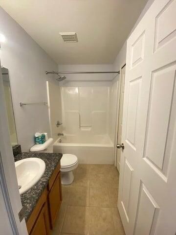 119 W Oakbrook Drive, Ann Arbor, MI 48103