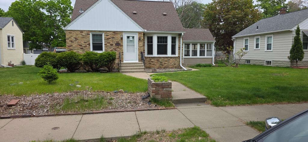 4030 Vera Cruz Avenue N, Robbinsdale, MN 55422 — exterior
