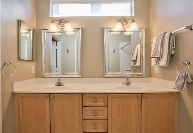 2106 MERRIFIELD LN, Tallahassee, FL 32311