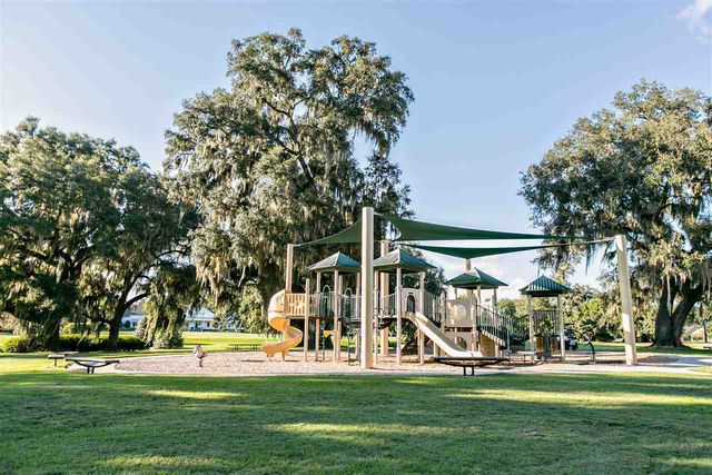 2106 MERRIFIELD LN, Tallahassee, FL 32311