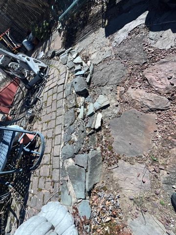 16 park, Floral Park, NY 11001