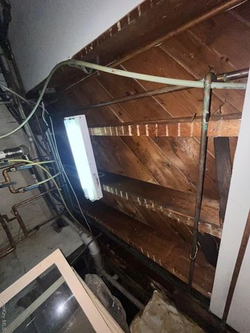 16 park, Floral Park, NY 11001