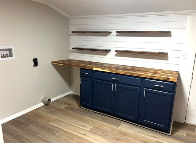 509 E J Street, Russellville, AR 72801