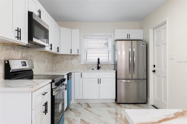 2902 E CRAWFORD STREET, Tampa, FL 33610