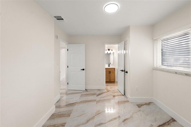 2902 E CRAWFORD STREET, Tampa, FL 33610