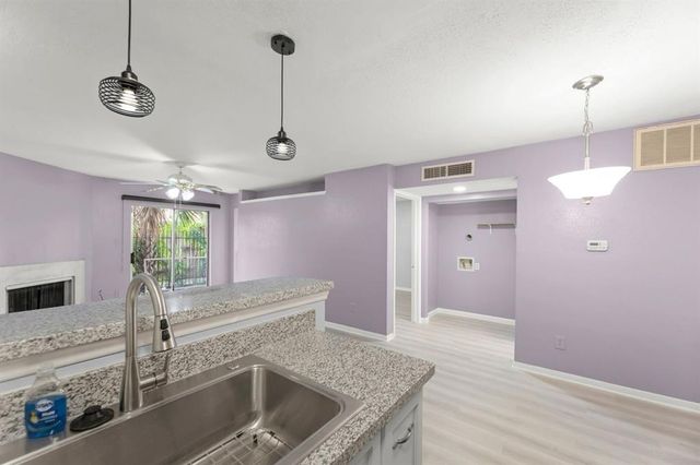 2121 Hepburn Street 1216, Houston, TX 77054