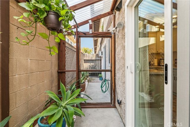 63 N Roosevelt 7, Pasadena, CA 91107