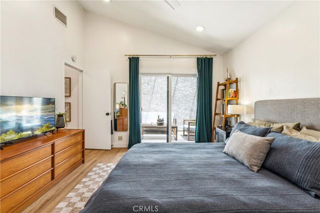63 N Roosevelt 7, Pasadena, CA 91107