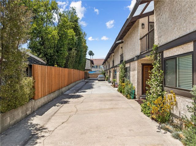 63 N Roosevelt 7, Pasadena, CA 91107