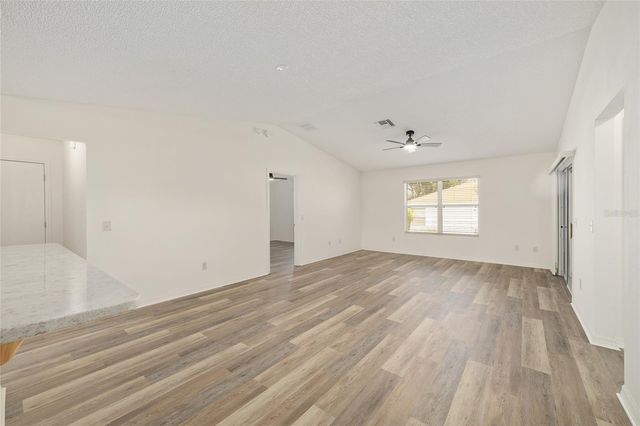 1637 BLUFFTON ROAD, The Villages, FL 32162