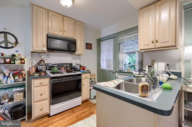 1172 ELM AVE, Lancaster, PA 17603