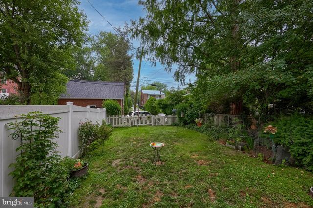 1172 ELM AVE, Lancaster, PA 17603
