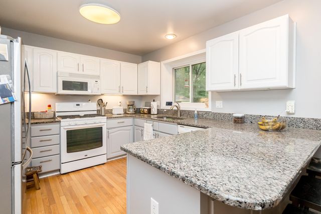 2589 Fisk Road, Genoa Twp, MI 48843