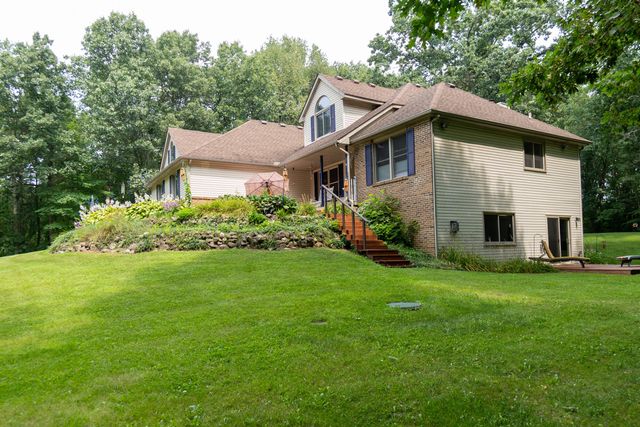 2589 Fisk Road, Genoa Twp, MI 48843