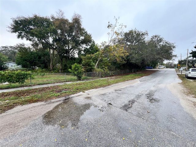 PARK AVENUE, Tarpon Springs, FL 34689