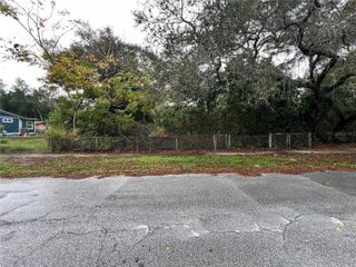 PARK AVENUE, Tarpon Springs, FL 34689
