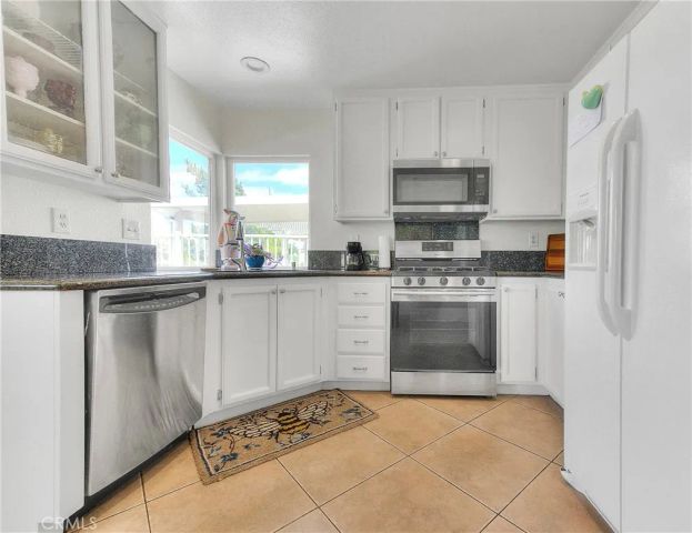 28052 Palm Villa, Menifee, CA 92584