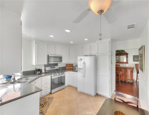 28052 Palm Villa, Menifee, CA 92584