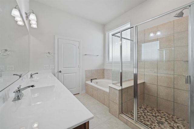 7203 Buckthorn Hollow Trail, Katy, TX 77493