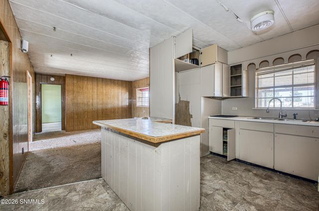 7211 Fox Road, Las Cruces, NM 88012