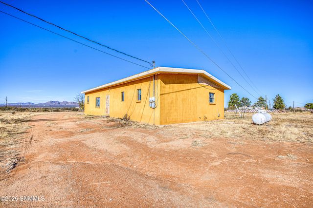 7211 Fox Road, Las Cruces, NM 88012