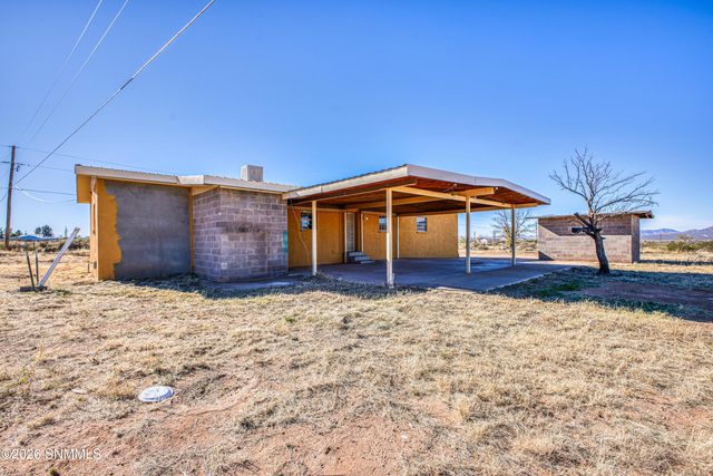 7211 Fox Road, Las Cruces, NM 88012