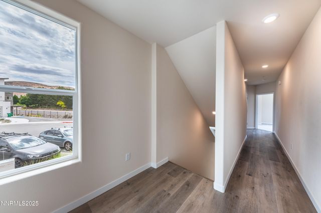 2419 Tecumseh Way, Sparks, NV 89436