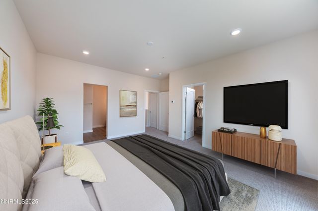 2419 Tecumseh Way, Sparks, NV 89436