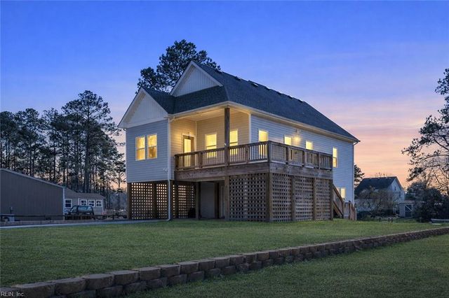 105 Barracuda ST, Moyock, NC 27958