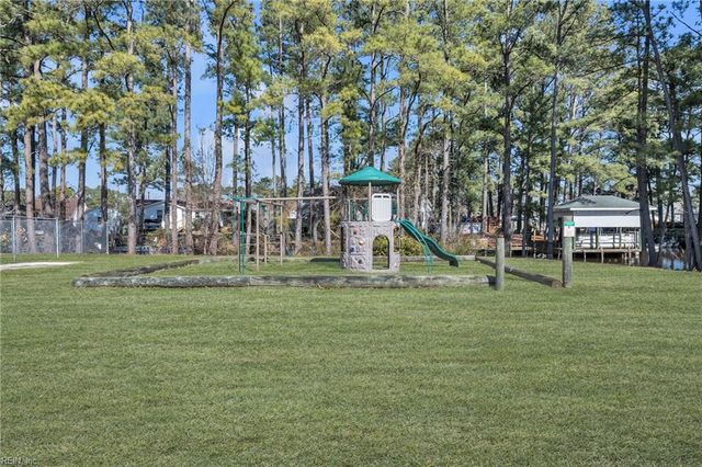 105 Barracuda ST, Moyock, NC 27958