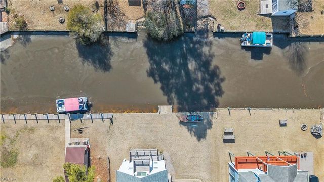 105 Barracuda ST, Moyock, NC 27958