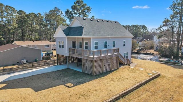 105 Barracuda ST, Moyock, NC 27958