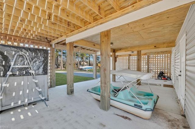 105 Barracuda ST, Moyock, NC 27958