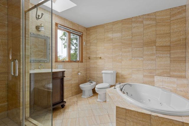 24 Carthay Cir, Newton, MA 02461
