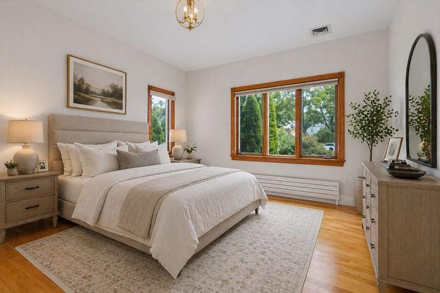 24 Carthay Cir, Newton, MA 02461
