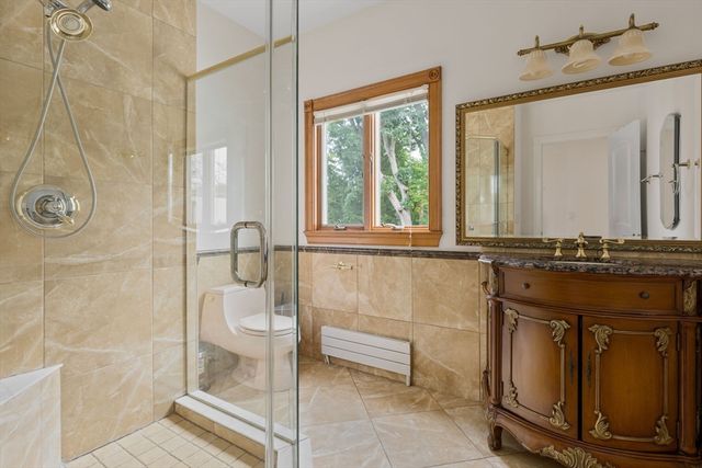 24 Carthay Cir, Newton, MA 02461