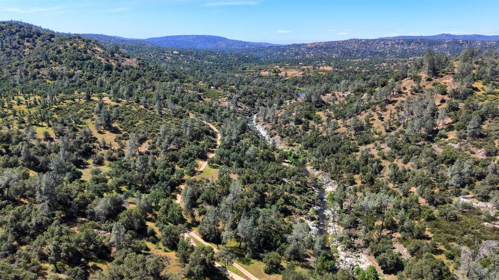 Image 28 of property listing at 80 Polk Ranch Road, Coarsegold, CA 93614