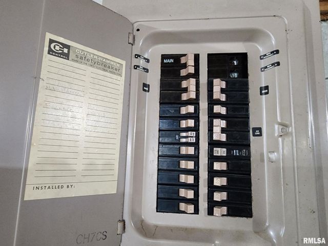 593 VIRGINIA Street, Hannibal, MO 63401