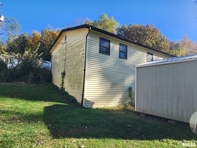 593 VIRGINIA Street, Hannibal, MO 63401