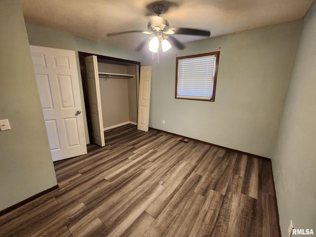 593 VIRGINIA Street, Hannibal, MO 63401